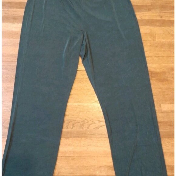 Chico's Pants - Chicos Holiday Slinky Stretch Comfy Pull On Emerald Size 3R Size 16/18 Pants